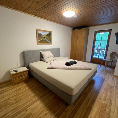 Upcycling Appartement Fischl - Nachhaltig Und Kreativ Wohnen Fuer Gross Und Klein Jenbach Dış mekan fotoğraf