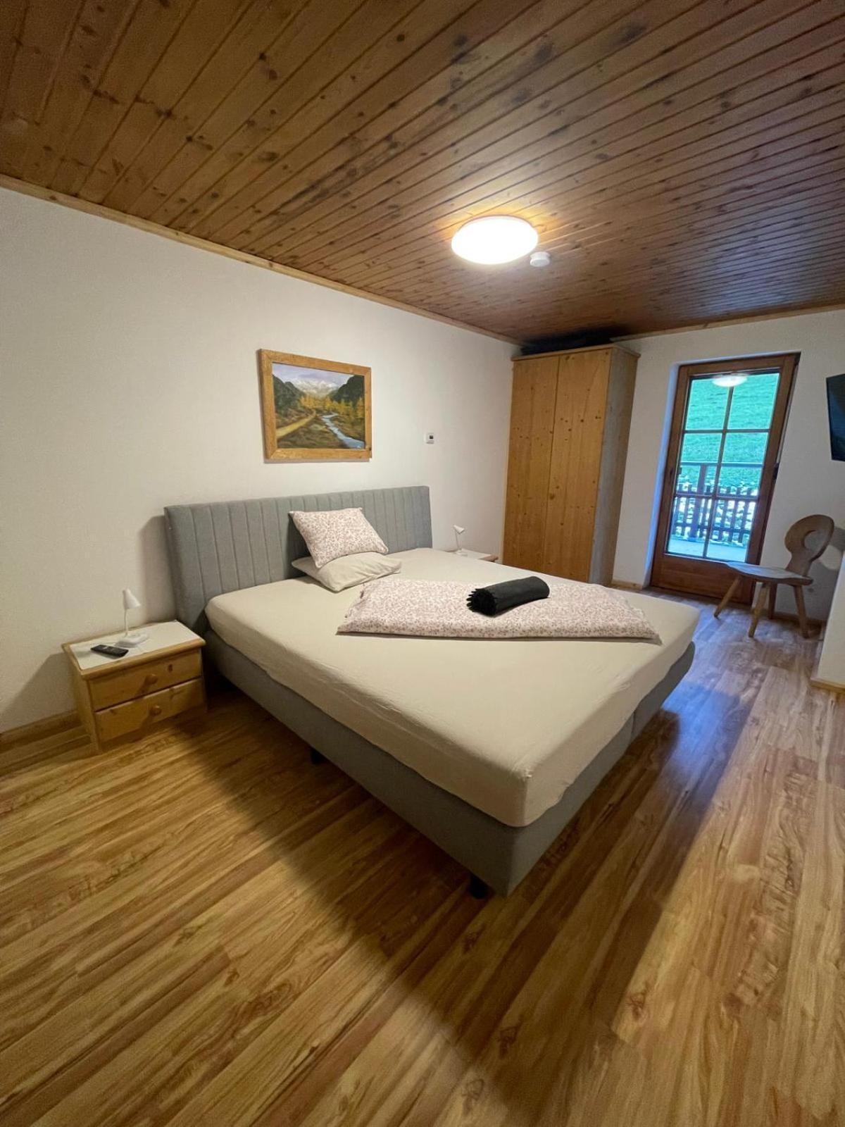 Upcycling Appartement Fischl - Nachhaltig Und Kreativ Wohnen Fuer Gross Und Klein Jenbach Dış mekan fotoğraf