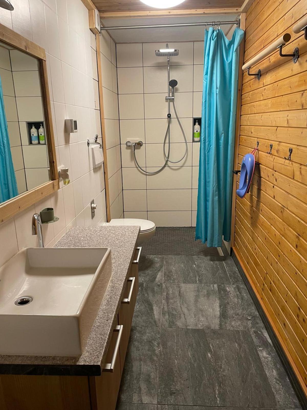 Upcycling Appartement Fischl - Nachhaltig Und Kreativ Wohnen Fuer Gross Und Klein Jenbach Dış mekan fotoğraf